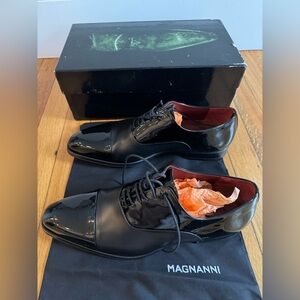 Magnanni Cesar Cap Toe Oxfords
